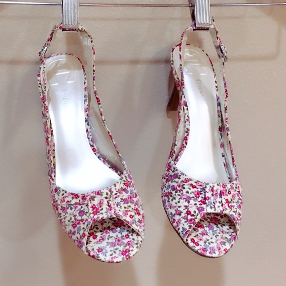 Etienne Aigner Osbert Floral Peep Toe Pumps 8.5 - Picture 2 of 6